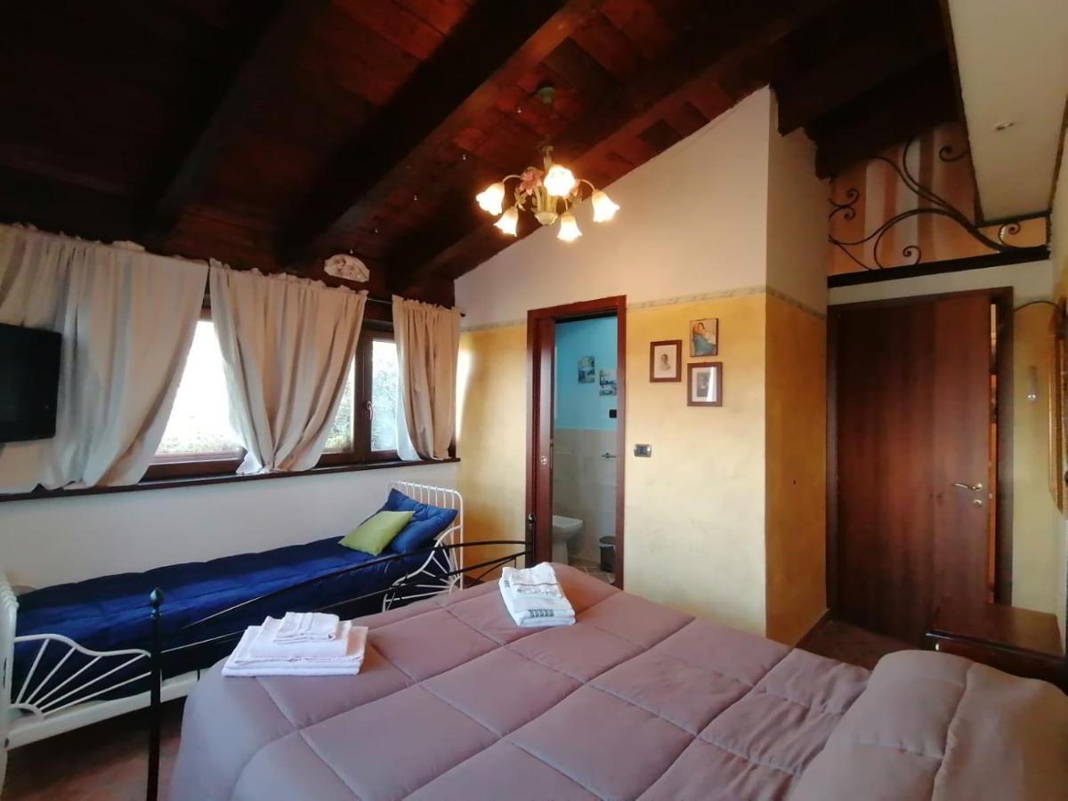 Il Castagneto Bed & Breakfast Камерино Екстериор снимка