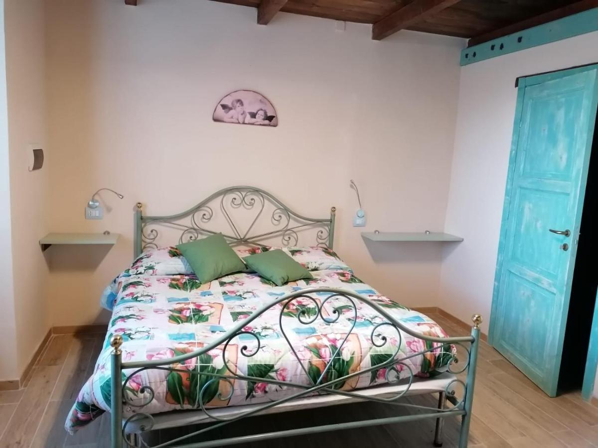 Il Castagneto Bed & Breakfast Камерино Екстериор снимка