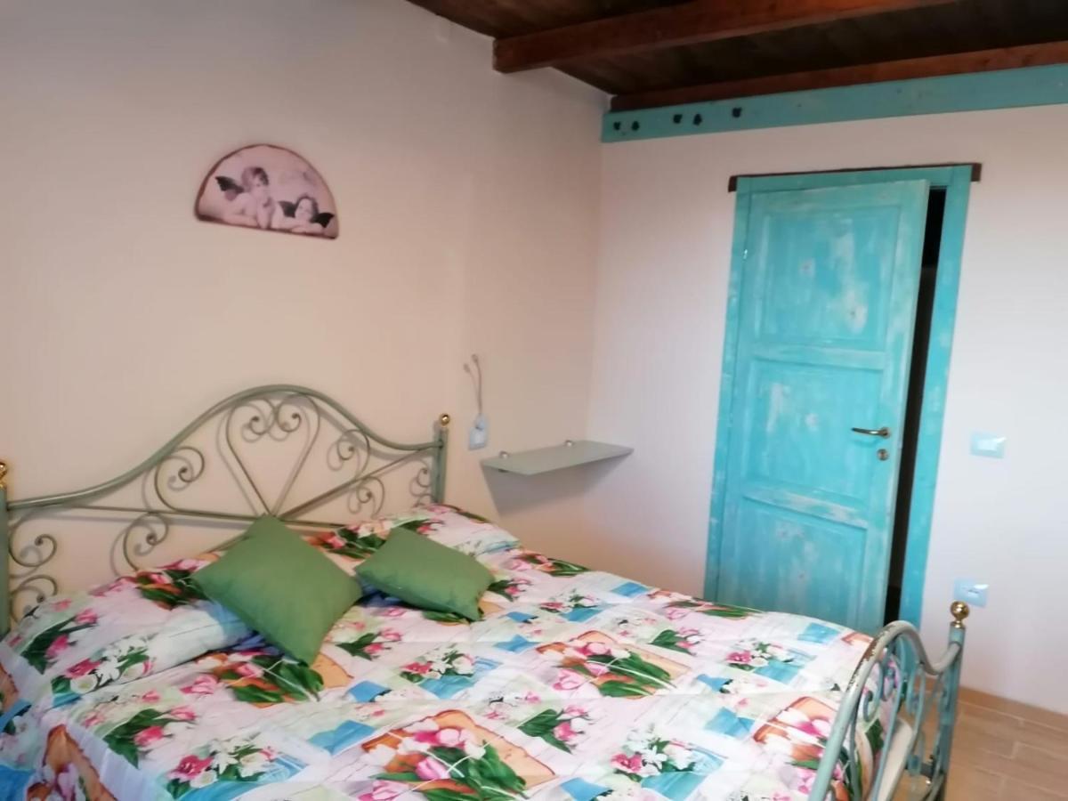 Il Castagneto Bed & Breakfast Камерино Екстериор снимка