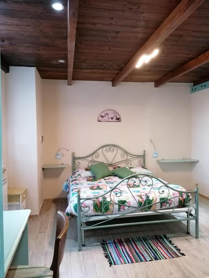 Il Castagneto Bed & Breakfast Камерино Екстериор снимка